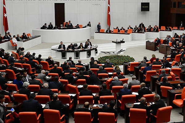 Yargıtay ve Danıştay'a yeni daireler kurulacak