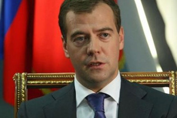 Medvedev Türk firmanın şantiyesini ziyaret etti