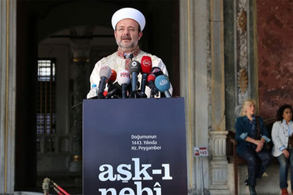 Mehmet Görmez, &#039;İnşallah bölünmüş yürekler birleşir&#039;