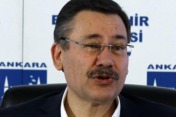 Melih Gökçek, &#039;Ey Aylin, Ankara&#039;nın suyuna niye çamur atıyorsun&#039;