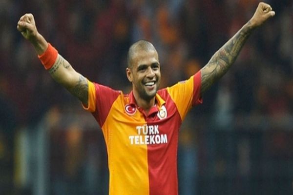 Felipe Melo&#039;dan Fenerbahçelileri kızdıracak olay fotoğraf!