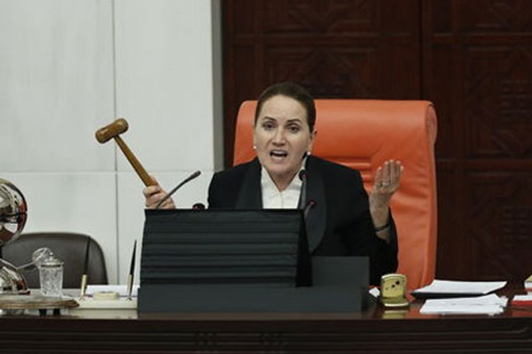 Meral Akşener&#039;i Meclis&#039;te yine çileden çıkardılar