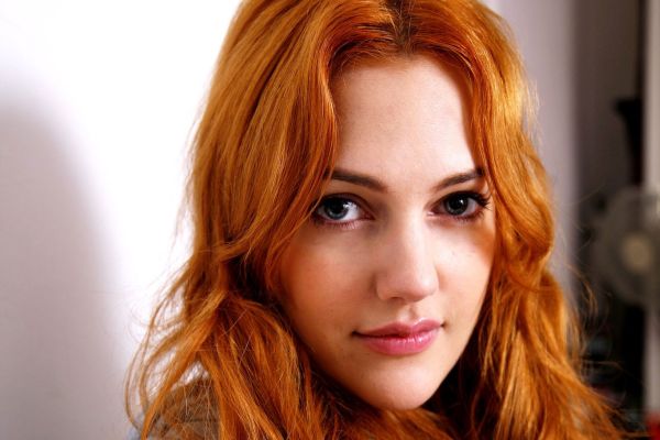 Meryem Uzerli hangi ünlü isimle aynı dizide oynayacak?