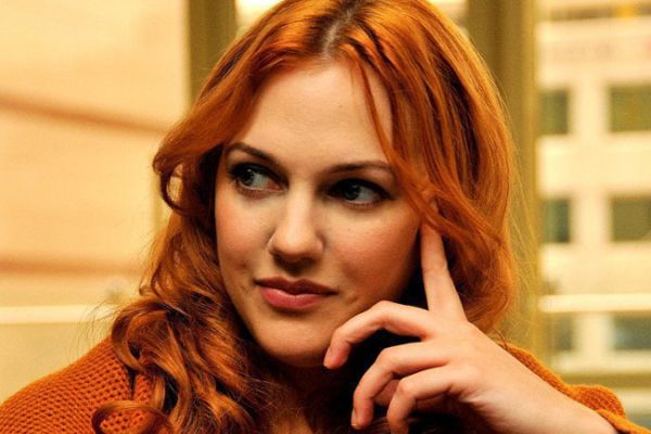 Meryem Uzerli&#039;den rekor anlaşma