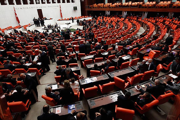 CHP&#039;den Meclis Soruşturması önergesi