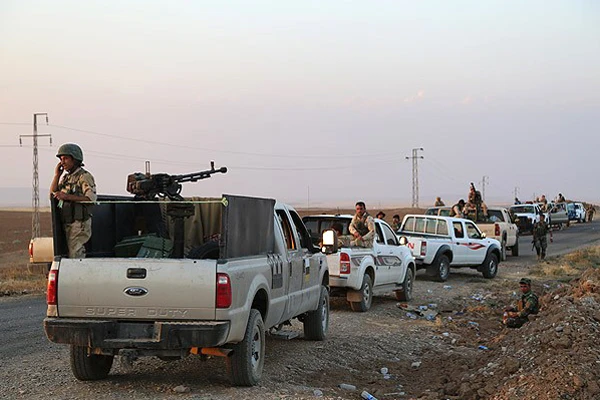 Kobani'ye gidecek Peşmergenin ağır silahları yola çıktı