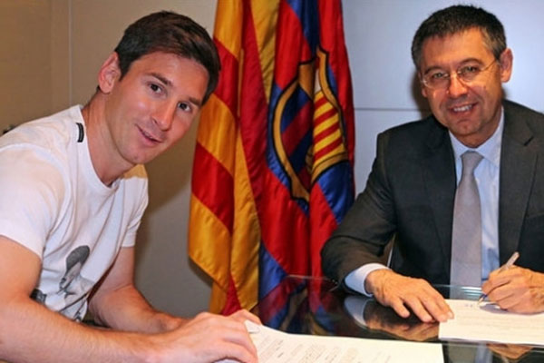 Messi Barcelona ile sözleşme yeniledi