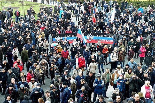 Rusya yanlısı militanlar güvenlik karargahından çıkarıldı