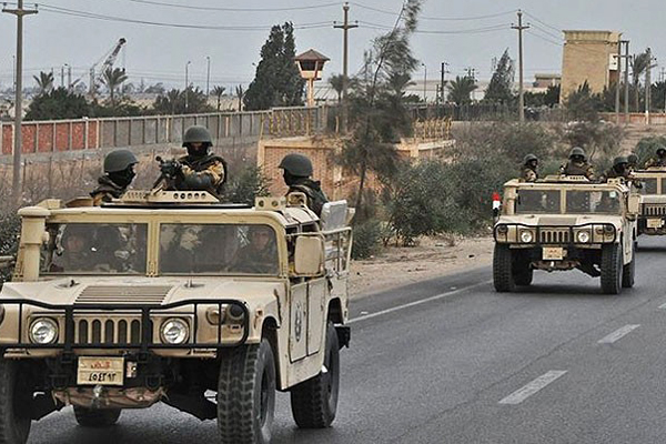 Mısır ordusunun operasyonlarında 10 kişi öldü