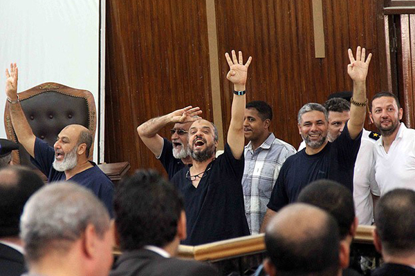 Mısır&#039;da İhvan üyesi 10 kişinin idam kararına onama