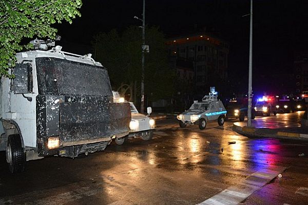 Tunceli&#039;de polis merkezine molotofkokteylli saldırı