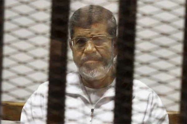 Mursi, 'İnsanların bilmediği şeyleri açıklayacağım'