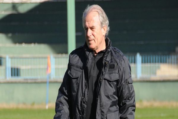 Mustafa Denizli&#039;den Prandelli&#039;ye olay sözler!