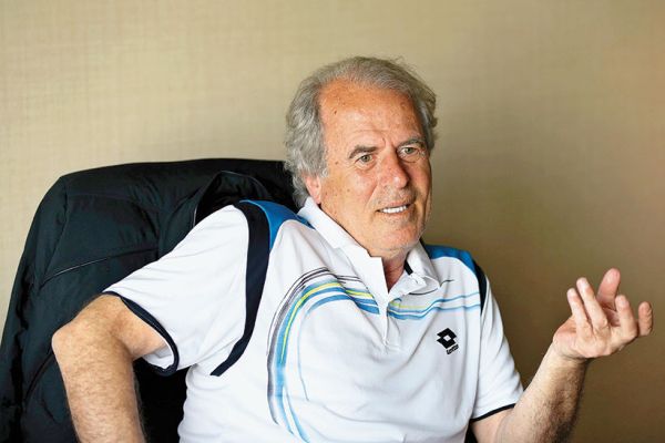 Mustafa Denizli&#039;den önemli Galatasaray açıklaması