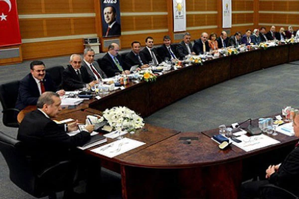 AK Parti MYK toplantısı 2 saat 40 dakika sürdü