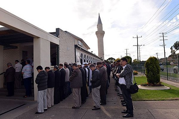 Ölen madenciler için gıyabi cenaze namazı