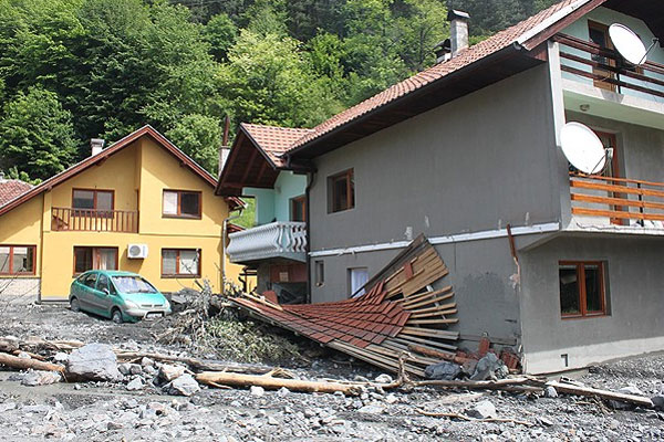 NATO&#039;dan Bosna Hersek&#039;e destek