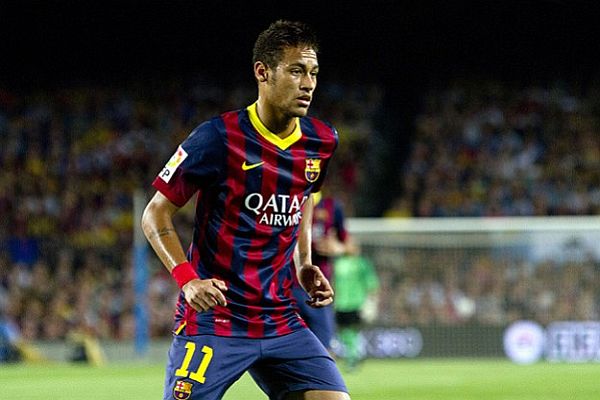 Neymar, bir ay boyunca sahalardan uzak kalacak