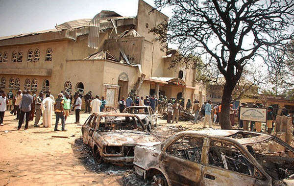 Nijerya&#039;da bombalı saldırı, 200 ölü