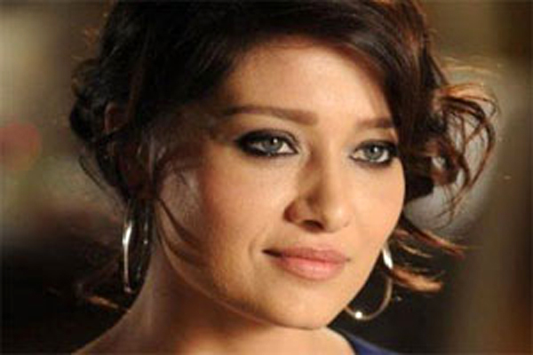 Nurgül Yeşilçay rekor kırdı!