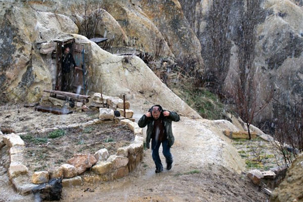 Nuri Bilge Ceylan Cannes&#039;ta ilk ödülünü aldı