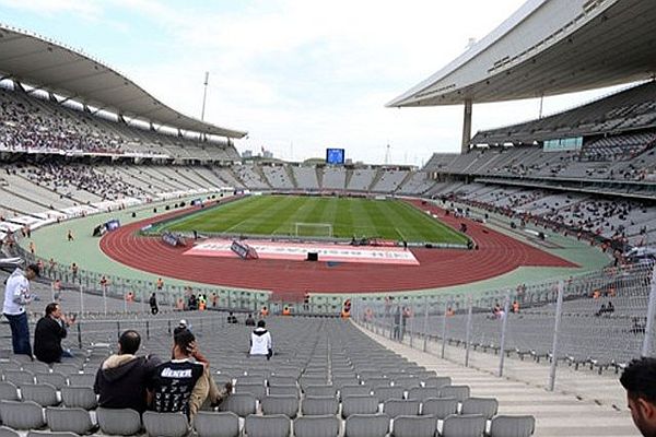 Derbi maçına dakikalar kala stadın kapılarında görülmemiş olay