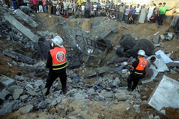 Gazze&#039;de ölenlerin sayısı 900&#039;e yükseldi