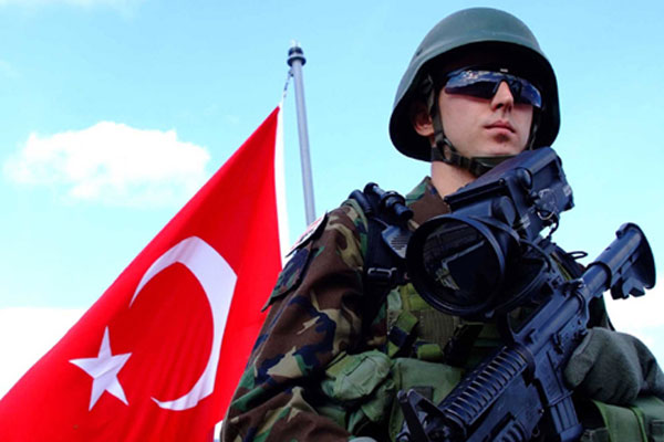 Türk ordusu Rumları korkuttu
