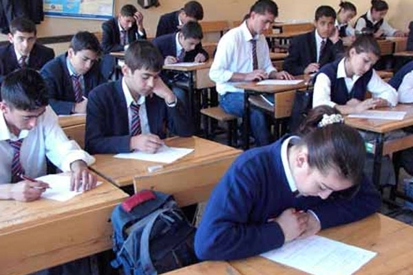 Liselerde Osmanlıca zorunlu ders oluyor