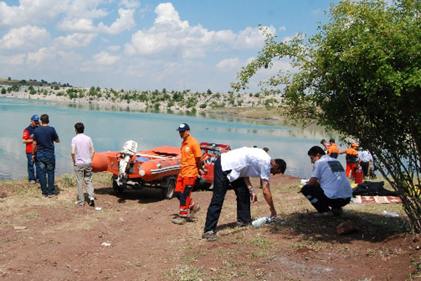 Otomobiliyle uçtuğu uçurumdan tam 6 gün sonra sağ olarak kurtarıldı