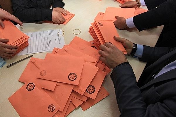 CHP'ye Bir Şokta Üsküdar'dan