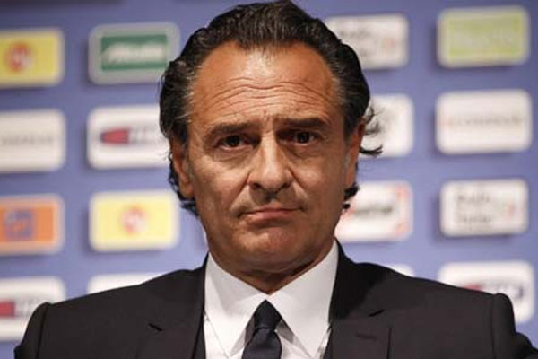 Prandelli açıklandı, İtalyan basını coştu