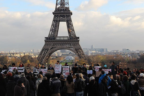 Paris&#039;te Ferguson gösterisi