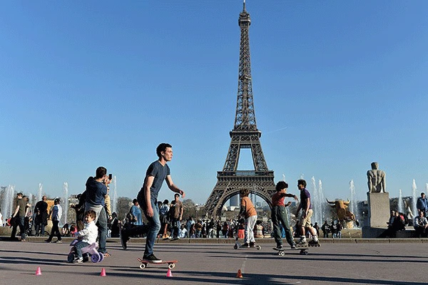 Dünyanın en çok turist çeken şehri yine Paris