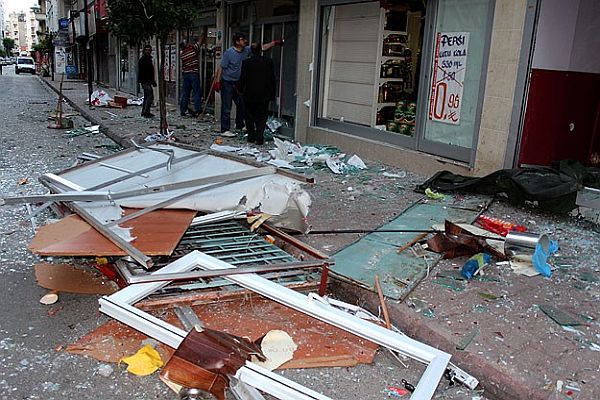 Mersin'de patlama, Ortalık savaş alanına döndü