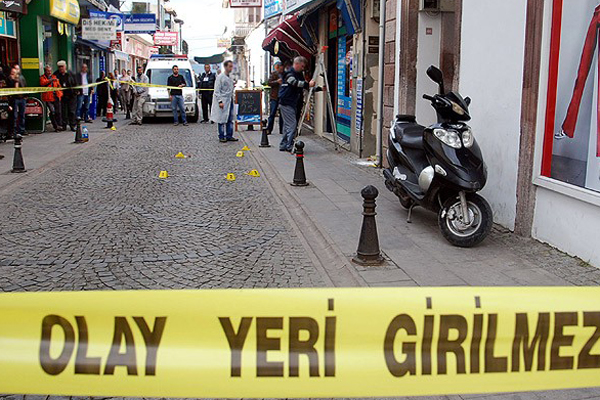 Diyarbakır'da patlama, 2 yaralı