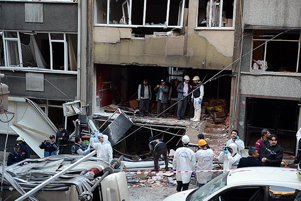 Taksim&#039;deki patlama doğalgaz kaynaklı değil