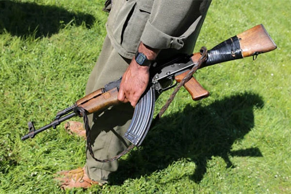 Diyarbakır'da kaçırılan 2 asker serbest bırakıldı