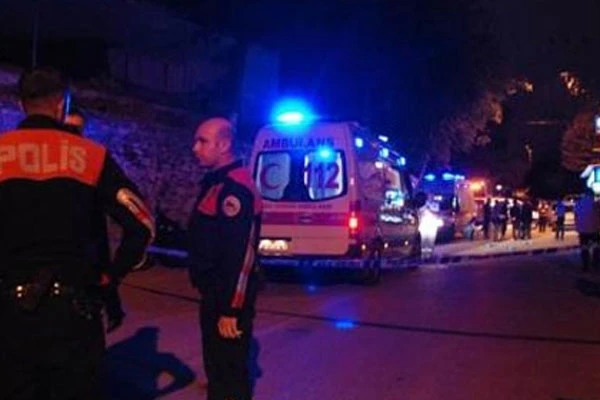 Polislere roketli saldırı, 4 yaralı