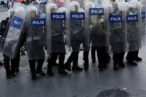 AYM&#039;den &#039;polislerin sendika kurma hakkına&#039; ilişkin karar