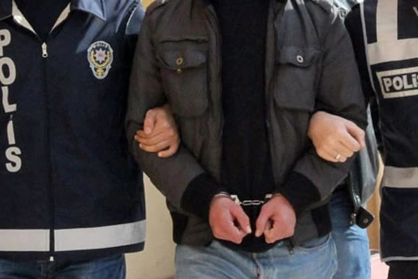 Mahkeme tarafından serbest bırakılan polislere yakalama kararı