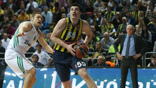 Fenerbahçe Panathinaikos&#039;u devirdi