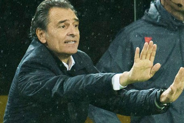 Prandelli kadroyu yine değiştirdi