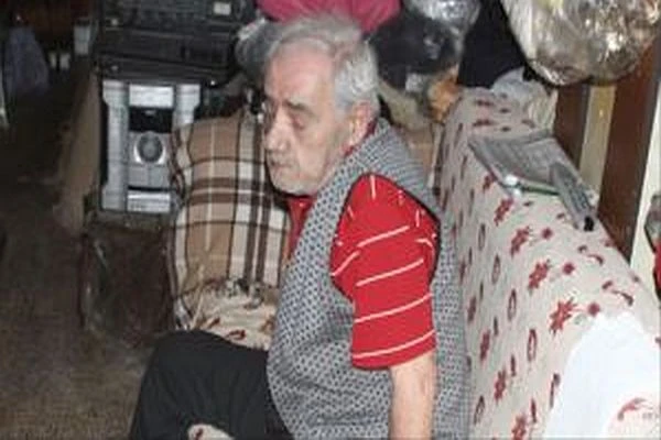 Kızı Türkiye'nin en ünlü sanatçısı ama o sefalet içinde