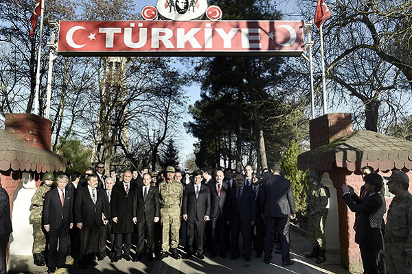 &#039;Bu sınır gerilim değil komşuluk, dostluk sınırıdır&#039;