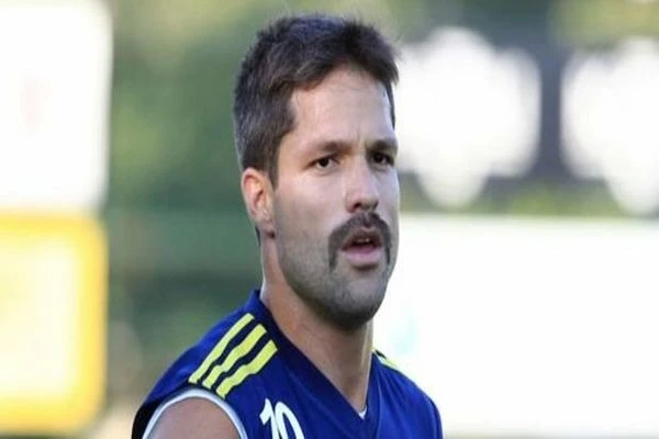 Fenerbahçe’nin yıldız oyuncusunun bu halini görenler şaşırdı!