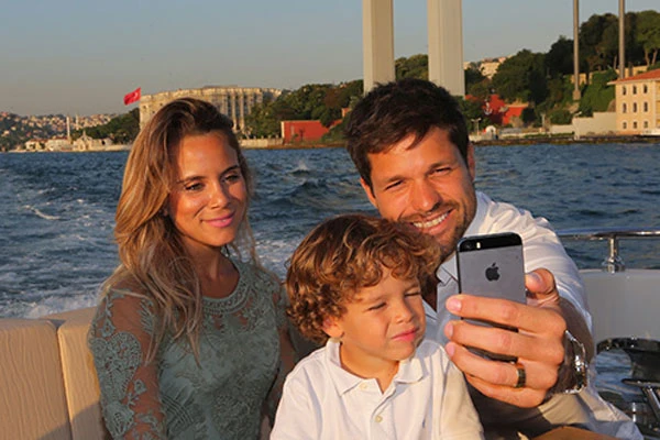 Diego Ribas'dan boğaz turu