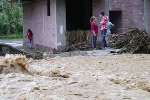 Rize sele teslim oldu