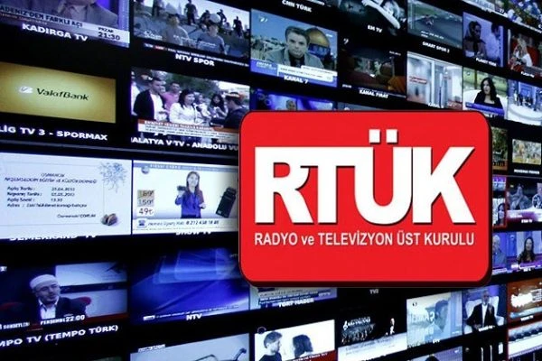RTÜK'ten Gülben Ergen'e Bonzai cezası!