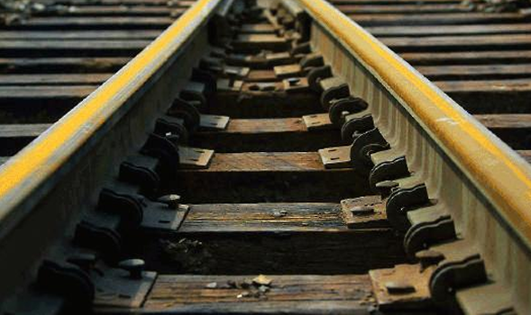 İzmir&#039;de feci tren kazası